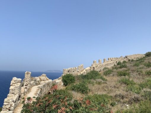 Hike Old Castle Navarino