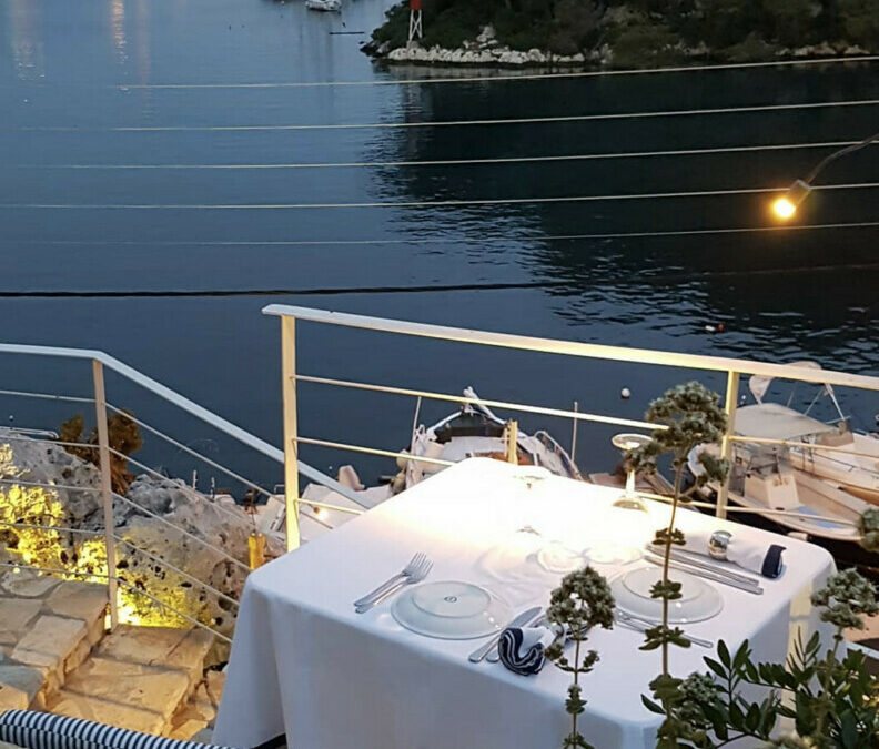 PAXOS | Mediterraneo, Gaios Port